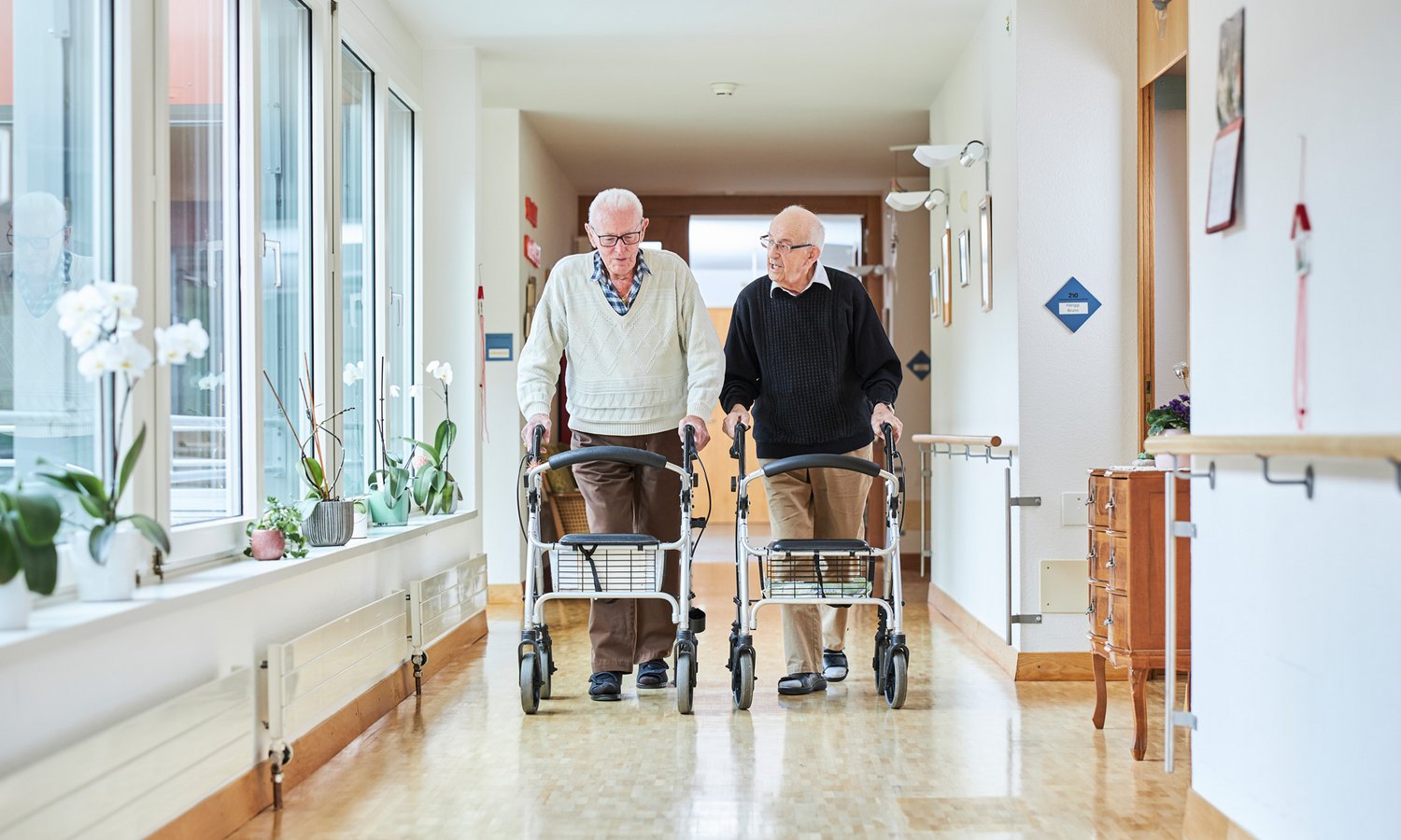 Männer Rollator Zentrum Ergolz